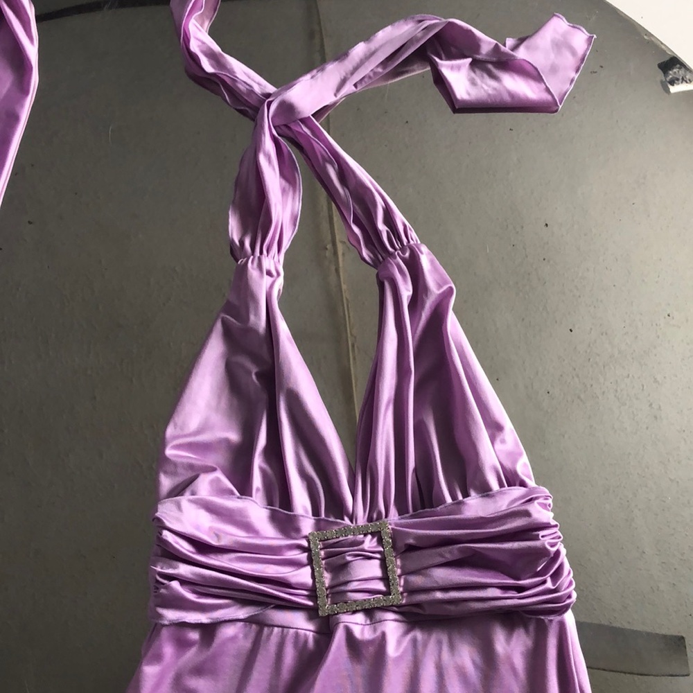 ⬇️ Sale!!! Lilac 🌸 Halter Formal Dress - Picture 2 of 5